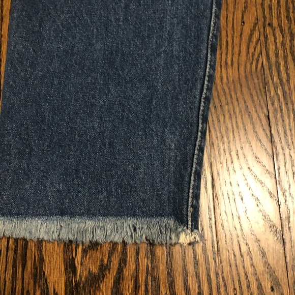 Lucky Brand “Drew” Cropped Mom Jean - Picture 7 of 9